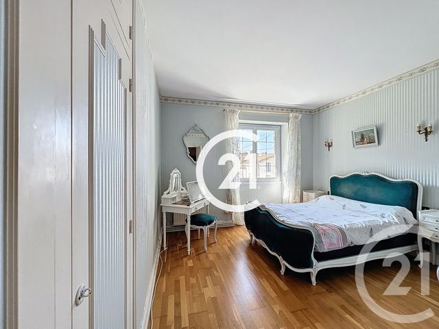 Maison à vendre - 5 pièces - 274 m2 - Jarnac - 16 - POITOU-CHARENTES