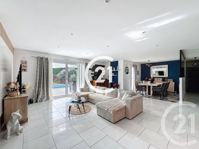 Maison &agrave; vendre - 5 pi&egrave;ces - 147 m2 - Bourg Charente - 16 - POITOU-CHARENTES