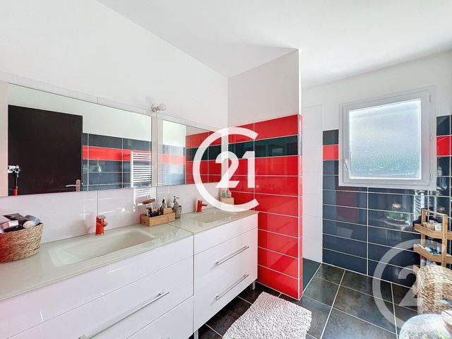 Maison &agrave; vendre - 5 pi&egrave;ces - 147 m2 - Bourg Charente - 16 - POITOU-CHARENTES