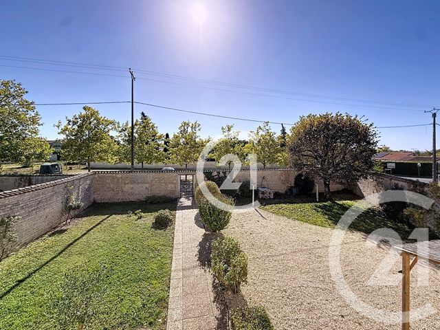 Maison &agrave; vendre - 4 pi&egrave;ces - 158 m2 - Sigogne - 16 - POITOU-CHARENTES