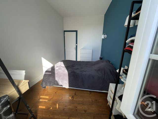 Appartement T3 à louer - 3 pièces - 75 m2 - Segonzac - 16 - POITOU-CHARENTES