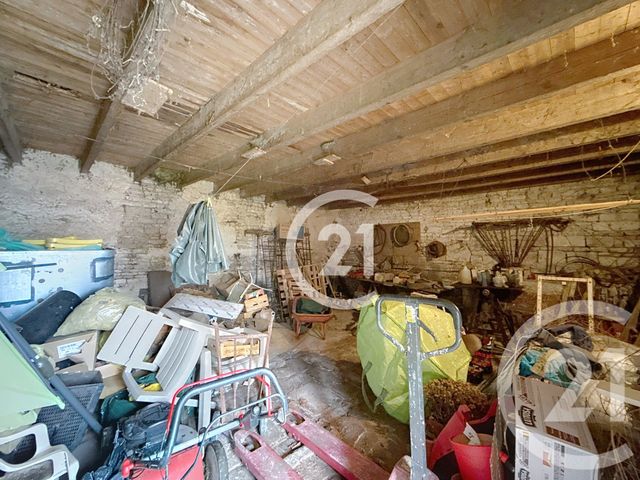 Maison à vendre - 7 pièces - 223 m2 - Houlette - 16 - POITOU-CHARENTES