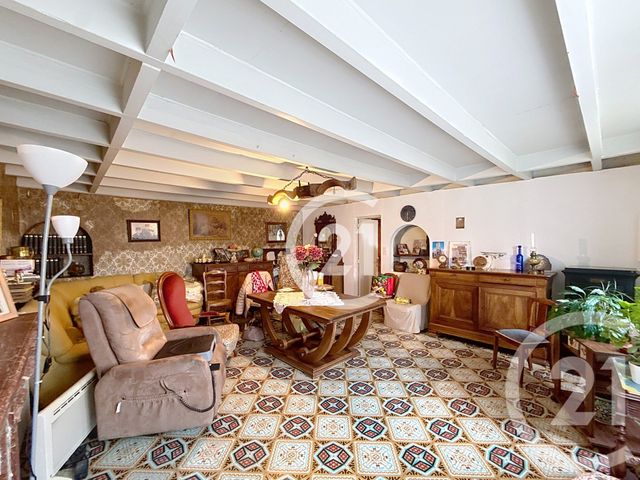 Maison à vendre - 7 pièces - 223 m2 - Houlette - 16 - POITOU-CHARENTES