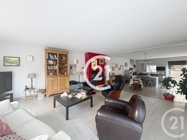 Maison à vendre - 5 pièces - 174 m2 - Sigogne - 16 - POITOU-CHARENTES