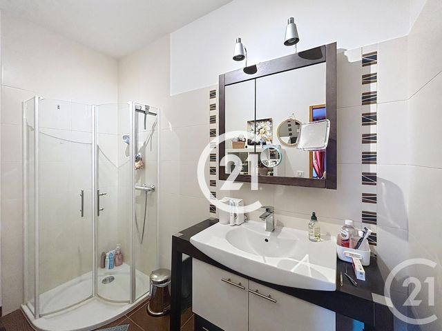 Maison à vendre - 5 pièces - 174 m2 - Sigogne - 16 - POITOU-CHARENTES