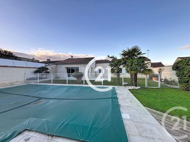 Maison à vendre - 5 pièces - 174 m2 - Sigogne - 16 - POITOU-CHARENTES