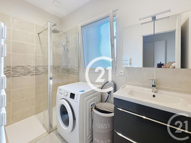 Appartement F2 à louer - 2 pièces - 73,50 m2 - Jarnac - 16 - POITOU-CHARENTES