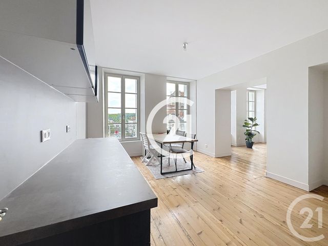 Appartement F2 à louer - 2 pièces - 73,50 m2 - Jarnac - 16 - POITOU-CHARENTES