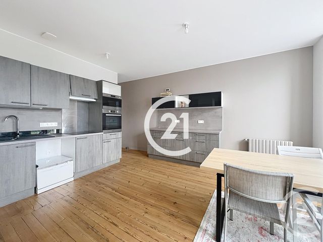 Appartement F2 à louer - 2 pièces - 73,50 m2 - Jarnac - 16 - POITOU-CHARENTES