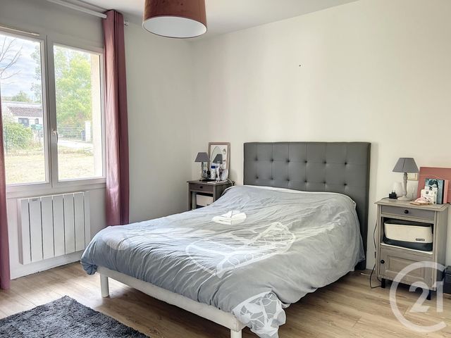 Maison &agrave; louer - 4 pi&egrave;ces - 83 m2 - Reparsac - 16 - POITOU-CHARENTES