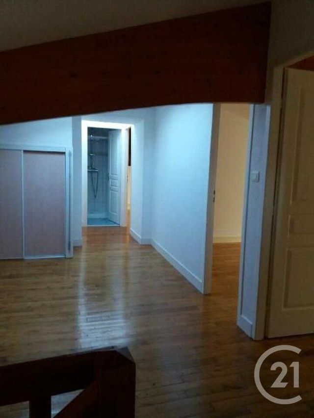 Maison &agrave; louer - 4 pi&egrave;ces - 103 m2 - Segonzac - 16 - POITOU-CHARENTES