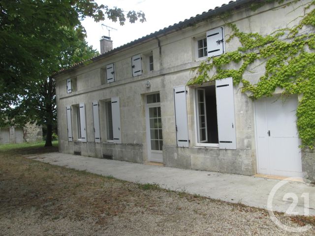 Maison &agrave; louer - 4 pi&egrave;ces - 103 m2 - Segonzac - 16 - POITOU-CHARENTES