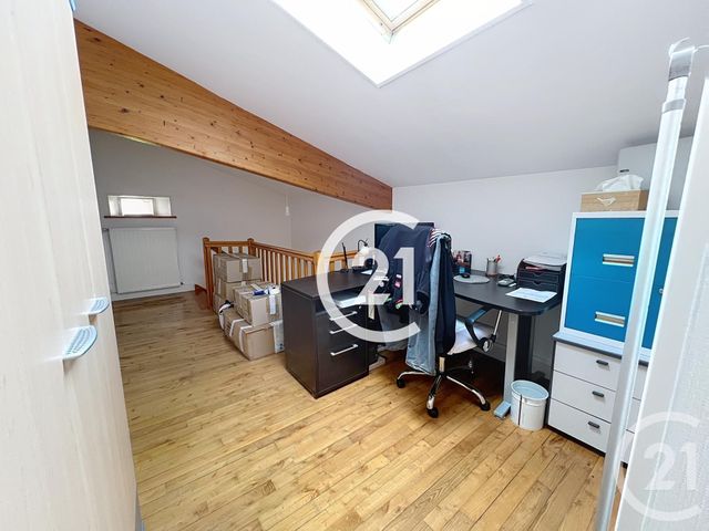 Maison &agrave; louer - 4 pi&egrave;ces - 103 m2 - Segonzac - 16 - POITOU-CHARENTES