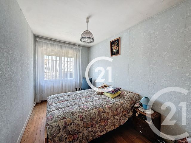 Maison &agrave; vendre - 4 pi&egrave;ces - 125 m2 - Ste Severe - 16 - POITOU-CHARENTES