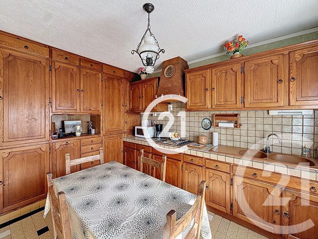 Maison &agrave; vendre - 4 pi&egrave;ces - 125 m2 - Ste Severe - 16 - POITOU-CHARENTES