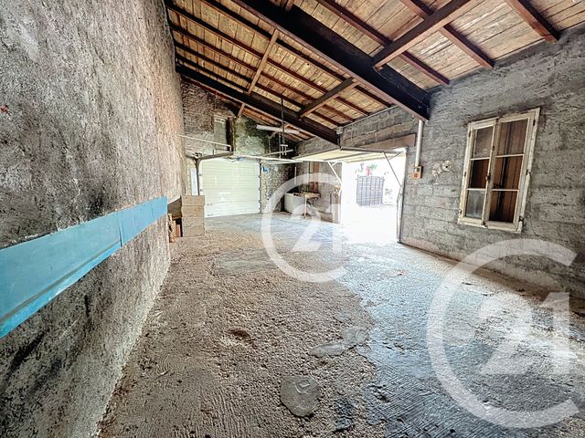 Maison &agrave; louer - 7 pi&egrave;ces - 181,30 m2 - Jarnac - 16 - POITOU-CHARENTES