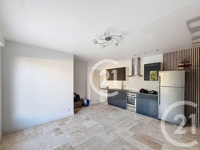 Maison &agrave; vendre - 4 pi&egrave;ces - 146,30 m2 - Triac Lautrait - 16 - POITOU-CHARENTES