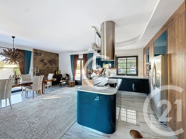 Maison &agrave; vendre - 4 pi&egrave;ces - 146,30 m2 - Triac Lautrait - 16 - POITOU-CHARENTES