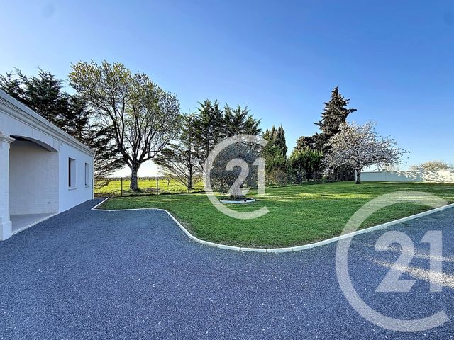 Maison &agrave; vendre - 4 pi&egrave;ces - 146,30 m2 - Triac Lautrait - 16 - POITOU-CHARENTES