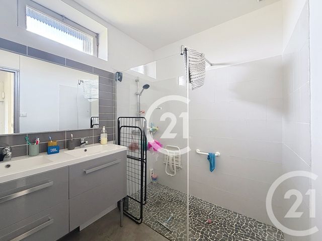 Maison &agrave; vendre - 7 pi&egrave;ces - 158 m2 - Gondeville - 16 - POITOU-CHARENTES