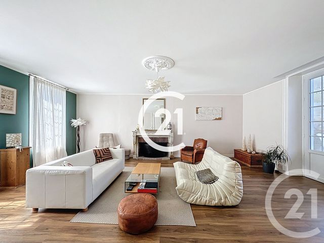 Maison &agrave; vendre - 7 pi&egrave;ces - 331 m2 - Jarnac - 16 - POITOU-CHARENTES