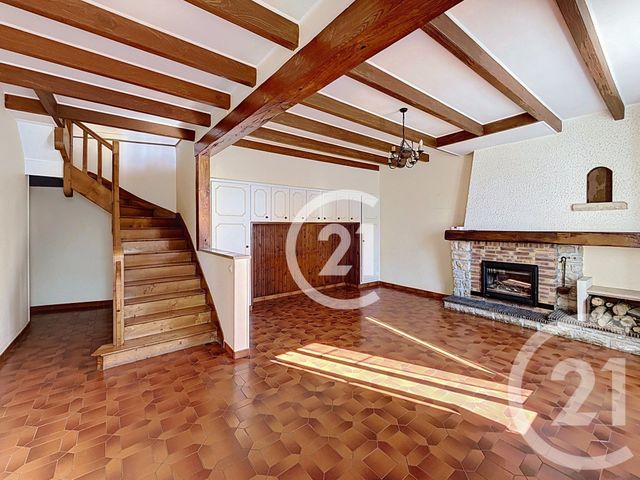 Maison &agrave; vendre - 5 pi&egrave;ces - 186,50 m2 - Julienne - 16 - POITOU-CHARENTES