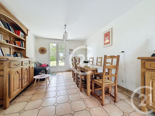 Maison &agrave; vendre - 4 pi&egrave;ces - 124,60 m2 - Bourg Charente - 16 - POITOU-CHARENTES