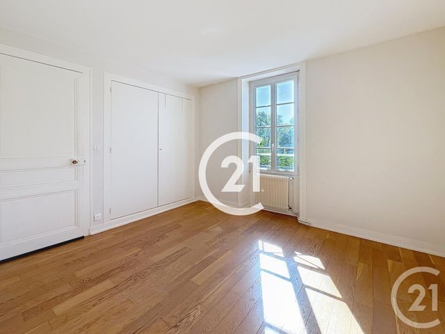 Maison &agrave; louer - 5 pi&egrave;ces - 108,20 m2 - Jarnac - 16 - POITOU-CHARENTES