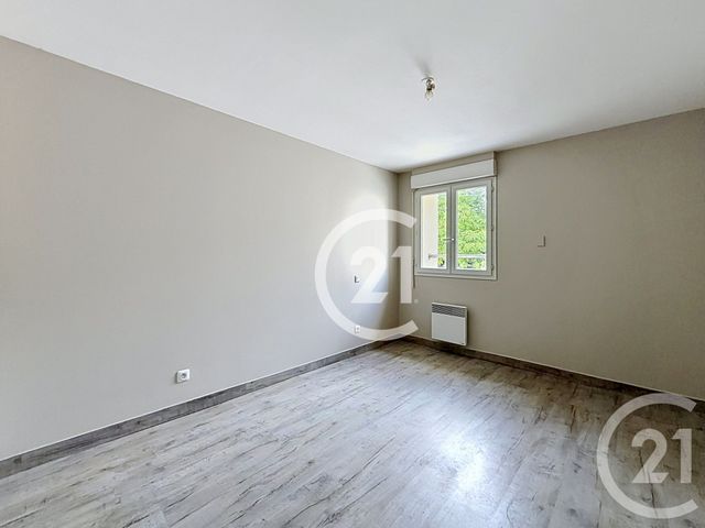 Maison &agrave; louer - 4 pi&egrave;ces - 89,50 m2 - Segonzac - 16 - POITOU-CHARENTES