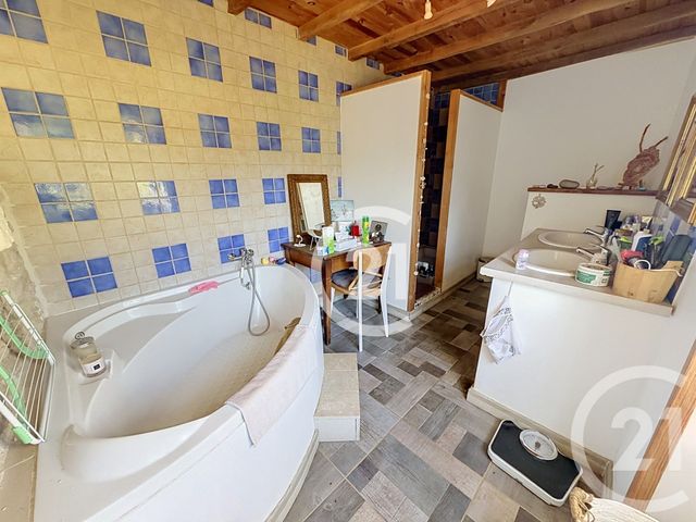 Maison &agrave; vendre - 4 pi&egrave;ces - 117 m2 - Courbillac - 16 - POITOU-CHARENTES
