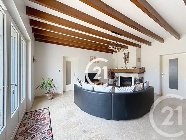 Maison &agrave; vendre - 7 pi&egrave;ces - 169 m2 - Juillac Le Coq - 16 - POITOU-CHARENTES
