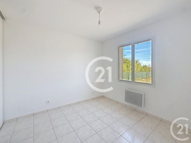 Maison &agrave; louer - 4 pi&egrave;ces - 87,50 m2 - Sigogne - 16 - POITOU-CHARENTES