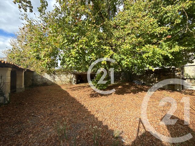 Maison &agrave; vendre - 4 pi&egrave;ces - 143 m2 - St Meme Les Carrieres - 16 - POITOU-CHARENTES