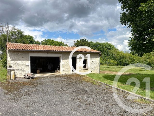 Maison &agrave; vendre - 6 pi&egrave;ces - 225 m2 - Foussignac - 16 - POITOU-CHARENTES