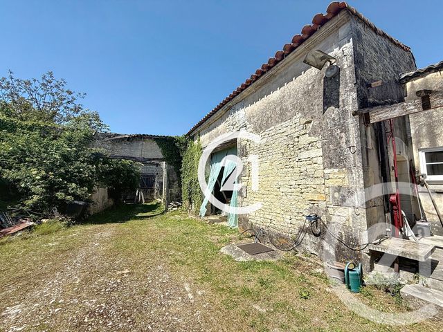 Maison &agrave; vendre - 3 pi&egrave;ces - 127 m2 - Nercillac - 16 - POITOU-CHARENTES