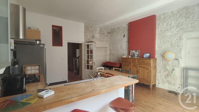 Appartement F5 &agrave; vendre - 6 pi&egrave;ces - 157 m2 - Saintes - 17 - POITOU-CHARENTES