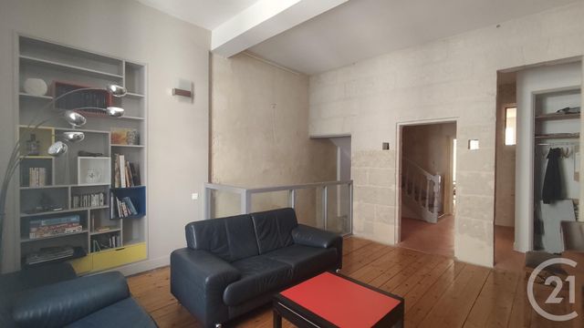 Appartement F5 &agrave; vendre - 6 pi&egrave;ces - 157 m2 - Saintes - 17 - POITOU-CHARENTES