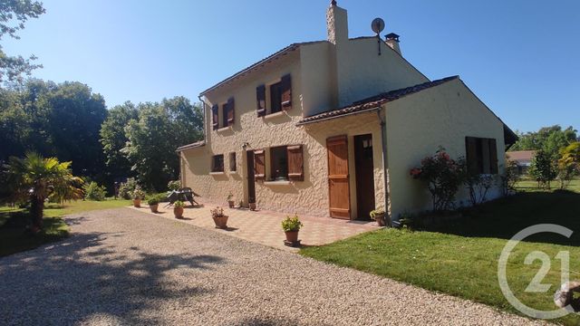 Maison &agrave; vendre - 7 pi&egrave;ces - 153,54 m2 - Saintes - 17 - POITOU-CHARENTES