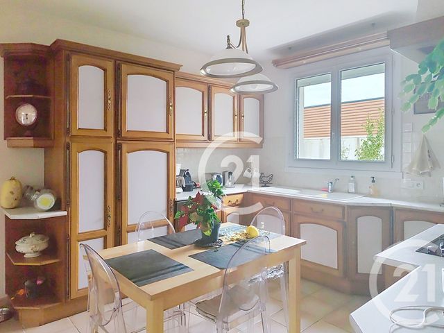 Maison &agrave; vendre - 6 pi&egrave;ces - 159 m2 - Saintes - 17 - POITOU-CHARENTES
