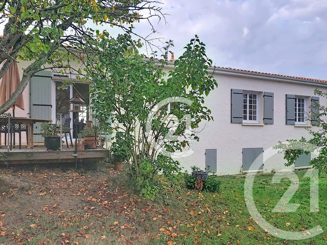 Maison &agrave; vendre - 6 pi&egrave;ces - 159 m2 - Saintes - 17 - POITOU-CHARENTES