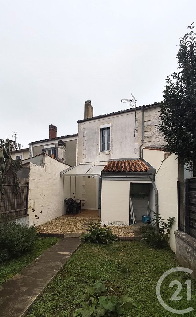 maison - SAINTES - 17