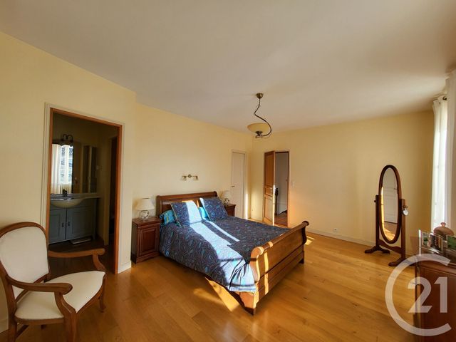 Maison &agrave; vendre - 5 pi&egrave;ces - 152 m2 - Saintes - 17 - POITOU-CHARENTES