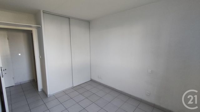 Appartement F3 &agrave; vendre - 3 pi&egrave;ces - 58,31 m2 - Saintes - 17 - POITOU-CHARENTES