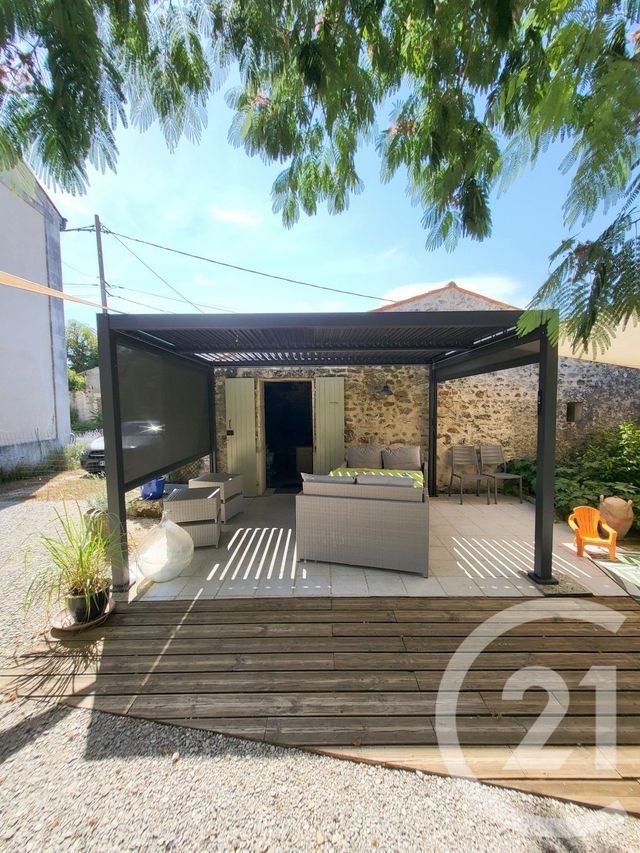 Maison &agrave; vendre - 5 pi&egrave;ces - 164,70 m2 - Saintes - 17 - POITOU-CHARENTES