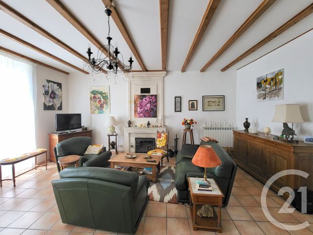 Maison &agrave; vendre - 5 pi&egrave;ces - 164,70 m2 - Saintes - 17 - POITOU-CHARENTES