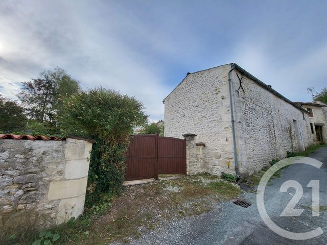 Maison &agrave; vendre - 3 pi&egrave;ces - 57 m2 - Fontcouverte - 17 - POITOU-CHARENTES