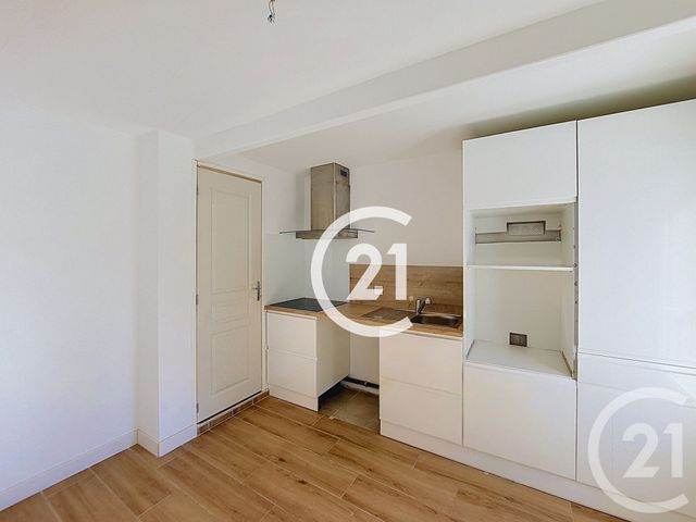 Maison &agrave; vendre - 3 pi&egrave;ces - 40 m2 - Saintes - 17 - POITOU-CHARENTES