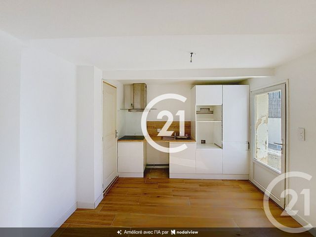 Maison &agrave; vendre - 3 pi&egrave;ces - 40 m2 - Saintes - 17 - POITOU-CHARENTES