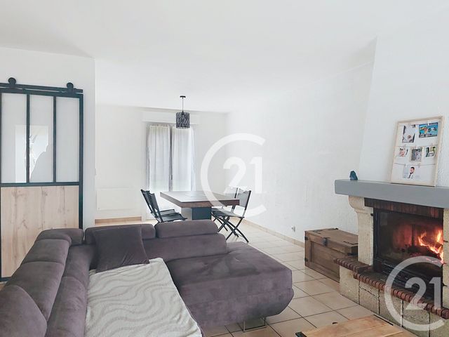 Maison &agrave; vendre - 4 pi&egrave;ces - 88,94 m2 - St Porchaire - 17 - POITOU-CHARENTES